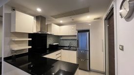 2 Bedroom Condo for rent in Watermark Chaophraya River, Bang Lamphu Lang, Bangkok