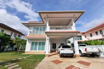 4 Bedroom House for rent in Permsap Villa, Si Sunthon, Phuket