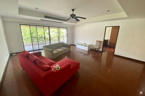 3 Bedroom Condo for rent in Khlong Toei, Bangkok near BTS Asoke