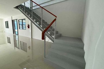 Warehouse / Factory for rent in Bang Sao Thong, Samut Prakan