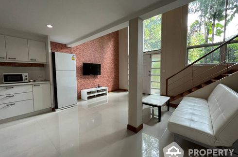 3 Bedroom Apartment for rent in P.R.Home III Apartment, Khlong Tan Nuea, Bangkok