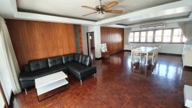 3 Bedroom Condo for rent in Khlong Toei Nuea, Bangkok near BTS Nana