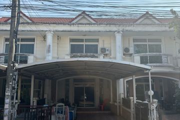 3 Bedroom Townhouse for sale in Niransiri Phase 3, Bang Chan, Bangkok