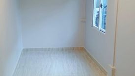 4 Bedroom Townhouse for sale in Khlong Sam, Pathum Thani