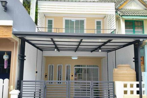2 Bedroom Townhouse for sale in Bang Chan, Bangkok