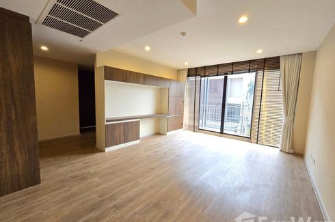 1 Bedroom Condo for sale in Noble Above Wireless-Ruamrudee, Lumpini, Bangkok near BTS Nana