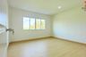 3 Bedroom Townhouse for sale in Bang Kadi, Pathum Thani