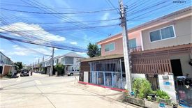 3 Bedroom Townhouse for sale in Baan Pruksa 38 Chaiyapruk-Wongwaen, Sai Noi, Nonthaburi