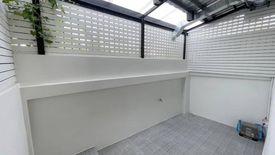 4 Bedroom Townhouse for sale in Sam Wa Tawan Tok, Bangkok