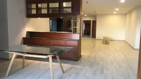 3 Bedroom Condo for sale in Fifty Fifth Tower, Khlong Tan Nuea, Bangkok near BTS Thong Lo