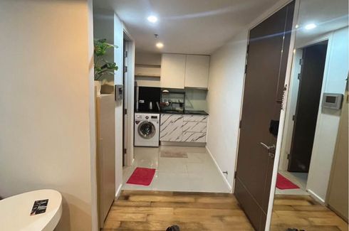 1 Bedroom Condo for rent in 15 Sukhumvit Residences, Khlong Toei Nuea, Bangkok near BTS Nana