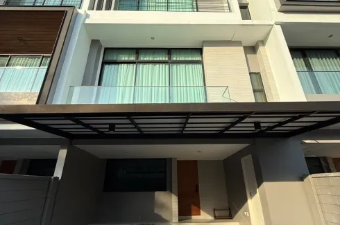 3 Bedroom Townhouse for sale in Nirvana Define Rama 9, Saphan Sung, Bangkok near Airport Rail Link Hua Mak