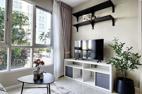 2 Bedroom Condo for rent in Lumpini Place Water Cliff, Chong Nonsi, Bangkok near BTS Surasak