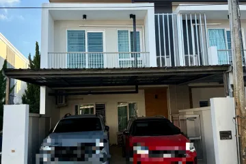 3 Bedroom Townhouse for sale in Karnkanok 19, Chang Khlan, Chiang Mai