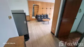 1 Bedroom Condo for rent in Silom Suite, Silom, Bangkok near BTS Chong Nonsi