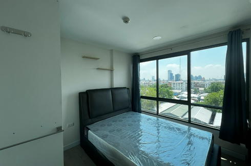 1 Bedroom Condo for sale in Sam Sen Nai, Bangkok