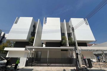 3 Bedroom Townhouse for Sale or Rent in Sanam Bin, Bangkok