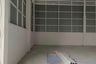Warehouse / Factory for rent in Khlong Tan, Bangkok