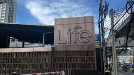 2 Bedroom Condo for sale in Life Pinklao, Bang Yi Khan, Bangkok near MRT Bang Yi Khan