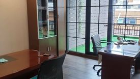 Office for rent in Phra Khanong, Bangkok near BTS Ekkamai