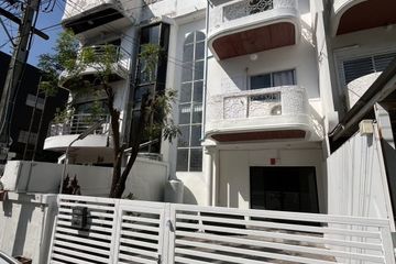 4 Bedroom House for rent in Lat Phrao, Bangkok