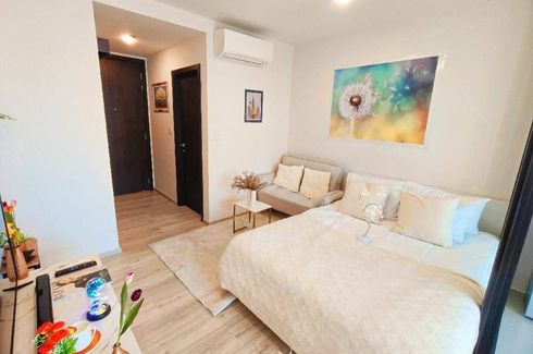 Condo for rent in XT Huaikhwang, Din Daeng, Bangkok near MRT Huai Khwang