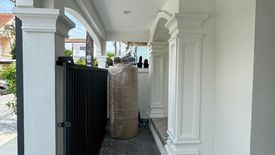 2 Bedroom Townhouse for sale in Ban Thepnimit Sukniran, Wichit, Phuket