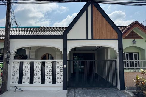 2 Bedroom Townhouse for sale in Ban Thepnimit Sukniran, Wichit, Phuket