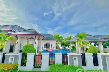 4 Bedroom Villa for sale in Baan Dusit Pattaya Lake, Huai Yai, Chonburi