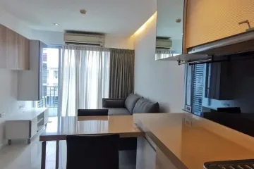 2 Bedroom Condo for sale in Bang Chak, Bangkok near BTS Punnawithi