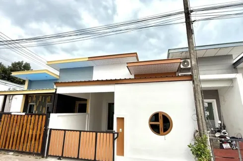 3 Bedroom Townhouse for sale in Sucharee Village Phuket, Si Sunthon, Phuket