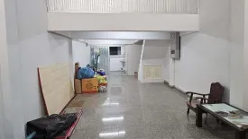 3 Bedroom Commercial for sale in Bang Lamphu Lang, Bangkok