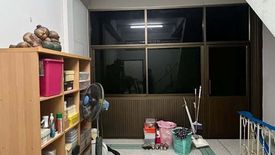 4 Bedroom Commercial for rent in Thanon Phetchaburi, Bangkok near MRT Ratchathewi