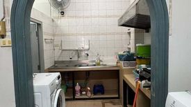 4 Bedroom Commercial for rent in Thanon Phetchaburi, Bangkok near MRT Ratchathewi