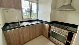 2 Bedroom Apartment for rent in P.W.T. Mansion, Khlong Toei, Bangkok near MRT Queen Sirikit National Convention Centre