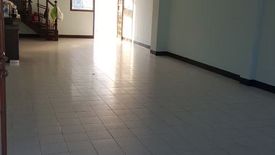 2 Bedroom Townhouse for sale in Thomthong, Huai Chorakhe, Nakhon Pathom