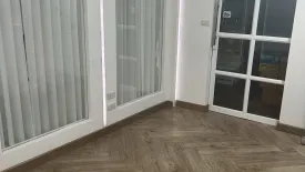 Office for rent in Phayathai Plaza, Thung Phaya Thai, Bangkok near BTS Phaya Thai