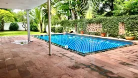 5 Bedroom House for rent in 