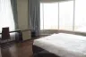 3 Bedroom Condo for rent in Wat Phraya Krai, Bangkok