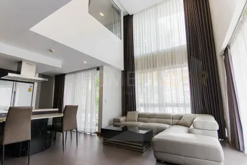 3 Bedroom Condo for rent in Downtown Forty Nine, Khlong Tan Nuea, Bangkok near BTS Phrom Phong