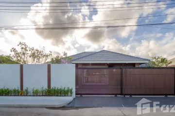 3 Bedroom Villa for sale in Baan Suan Neramit 5, Si Sunthon, Phuket