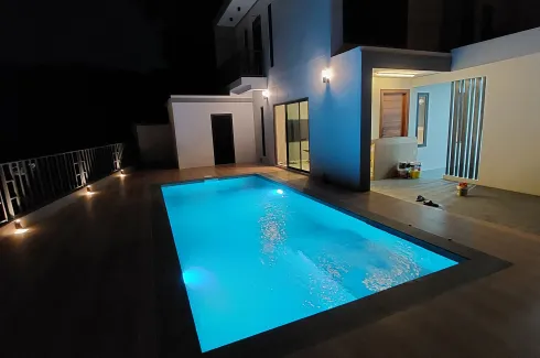 3 Bedroom Villa for sale in Karon, Phuket