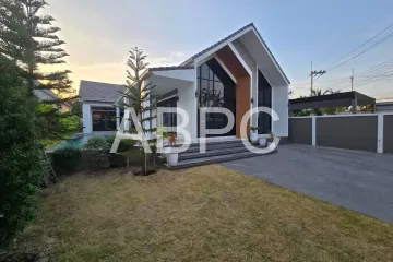 5 Bedroom House for sale in Pong, Chonburi