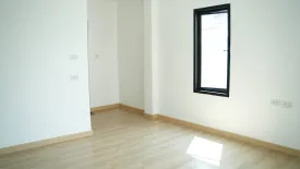 2 Bedroom Townhouse for sale in Bang Na, Bangkok