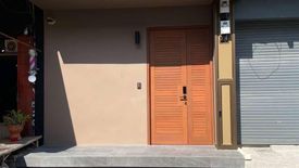 3 Bedroom Commercial for rent in Khlong Toei Nuea, Bangkok near MRT Sukhumvit