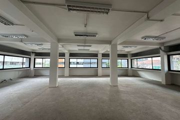 1 Bedroom Office for rent in Khlong Tan Nuea, Bangkok near BTS Ekkamai