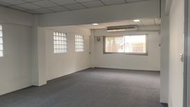 Office for rent in MT&T Building, Phra Khanong Nuea, Bangkok near BTS Phra Khanong