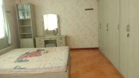 4 Bedroom Townhouse for rent in Bang Kho Laem, Bangkok