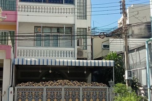 4 Bedroom Townhouse for rent in Bang Kho Laem, Bangkok