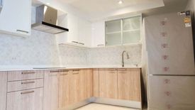 1 Bedroom Condo for sale in Supakarn Condominium, Khlong Ton Sai, Bangkok near BTS Saphan Taksin